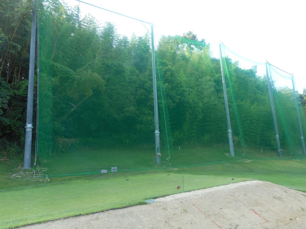 大分富士見CC様、コース内防球ネット新設工事