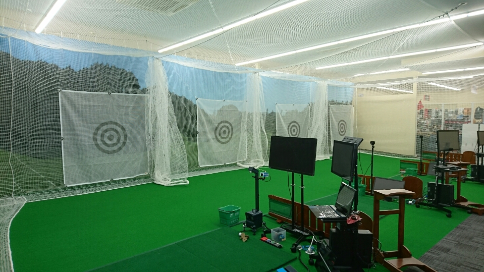 ゴルフドゥCOCOアドバンス長崎城栄店様　インドアゴルフネット新設工事