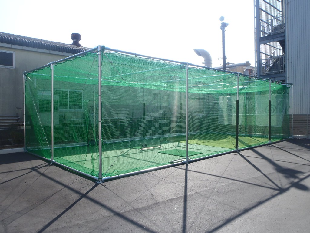 タキゲン福岡支店様　インドアゴルフネット新設工事