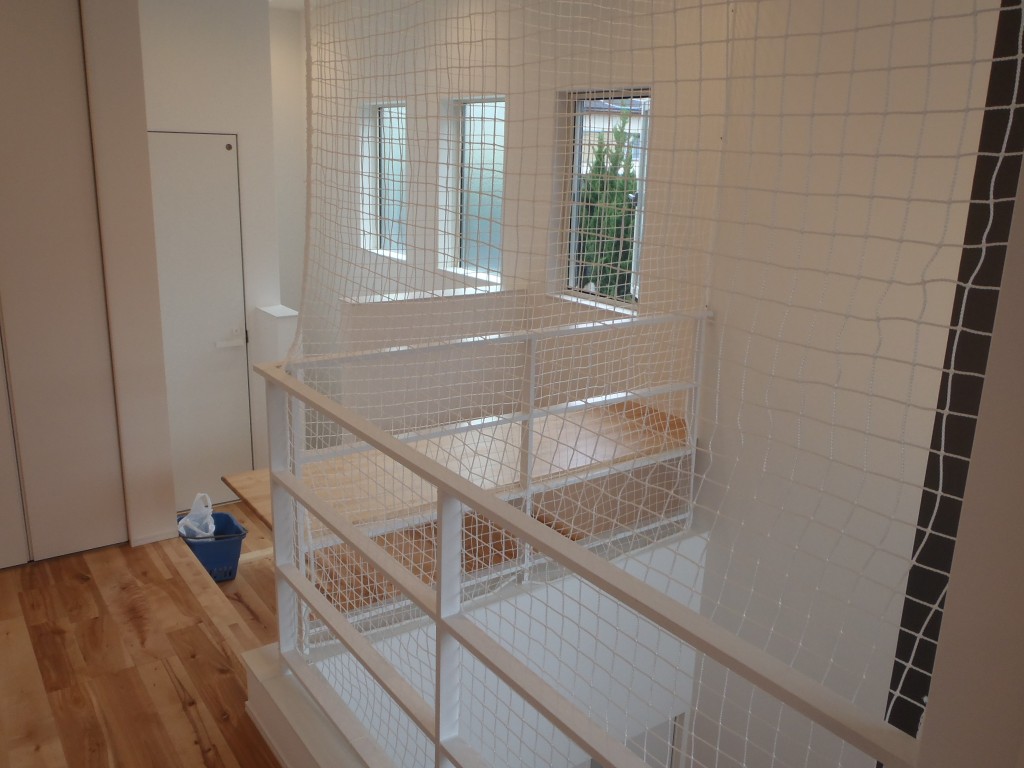 落下防止ネット設置工事