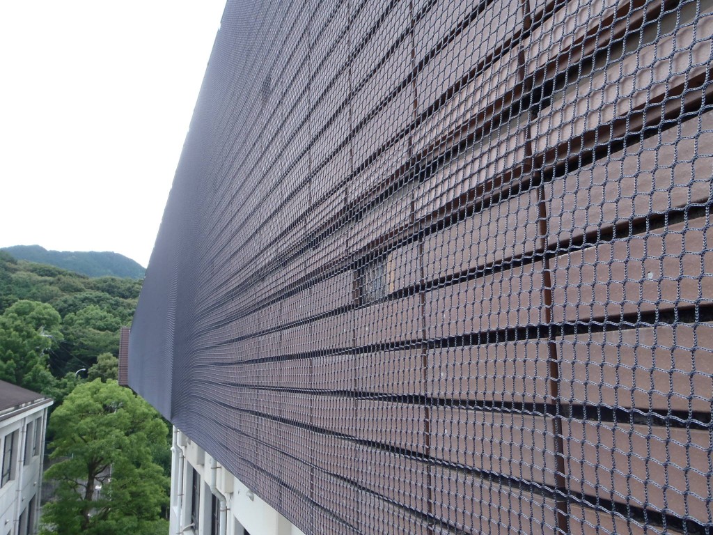 外壁落下防止ネット設置工事