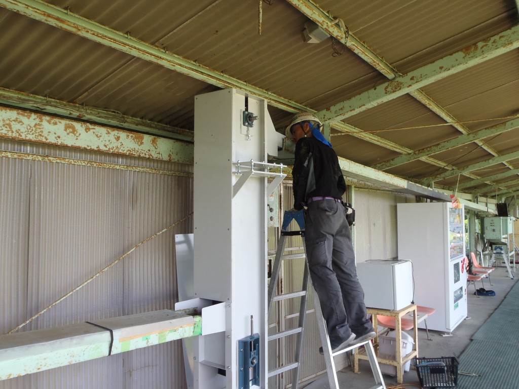 縦コンベア交換工事