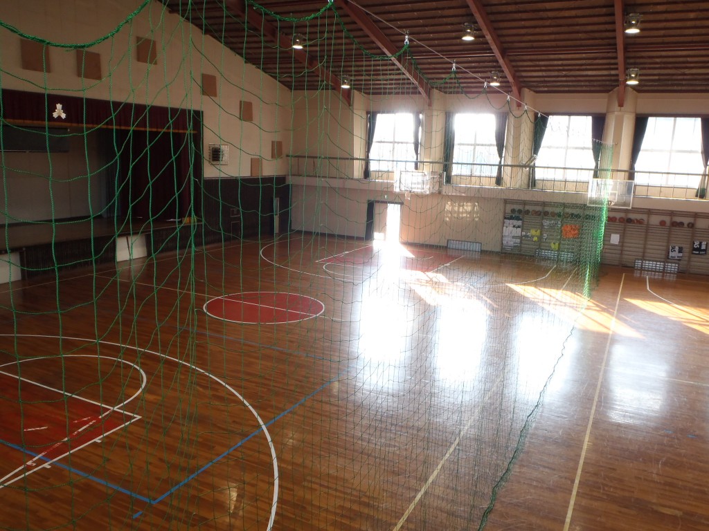 仕切りネット交換工事