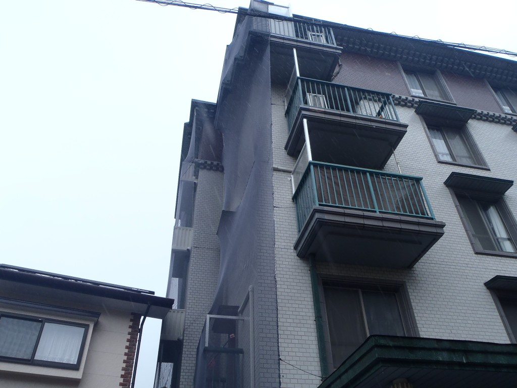 剥落防止ネット工事