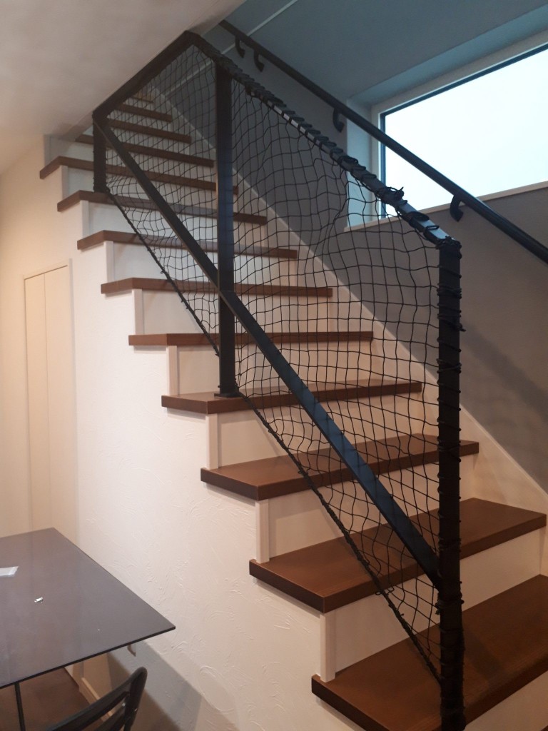 個人宅落下防止ネット設置工事