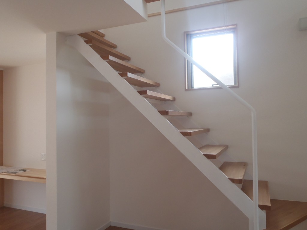 転落防止ネット設置工事