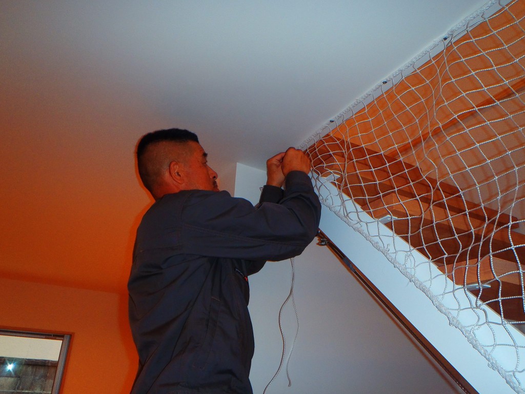 転落防止ネット設置工事