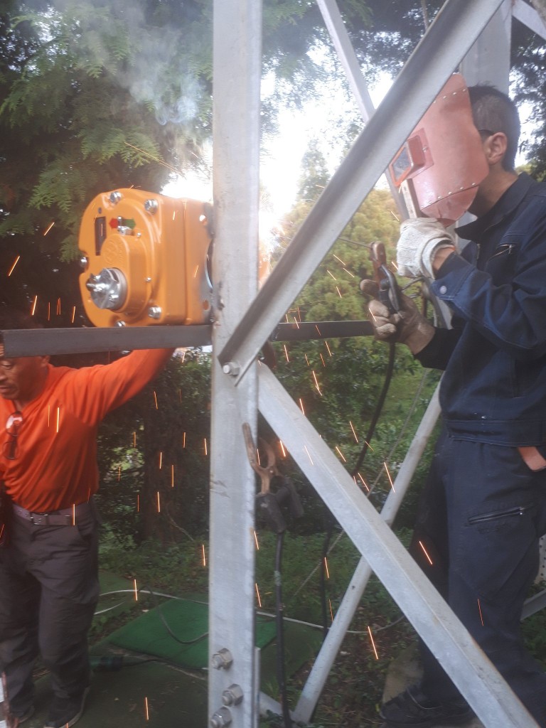 手動ウィンチ交換工事