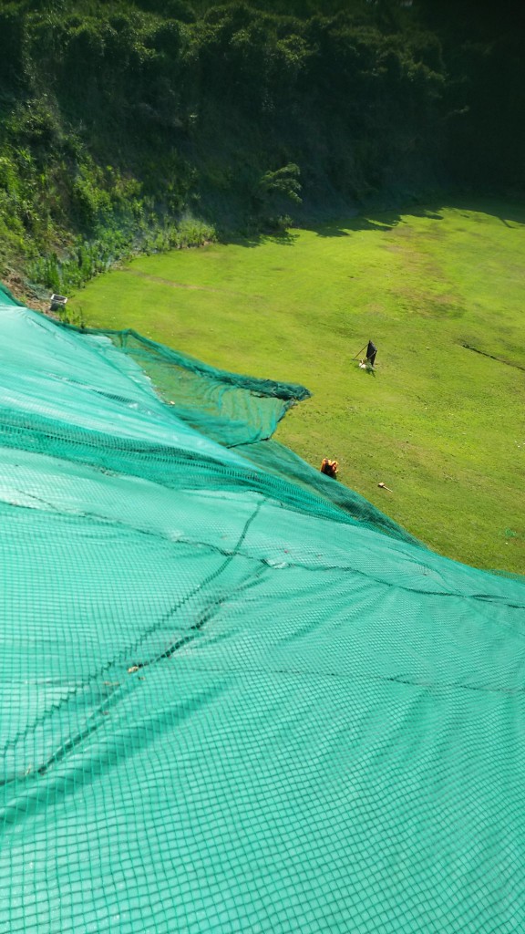 法面ネット貼り工事
