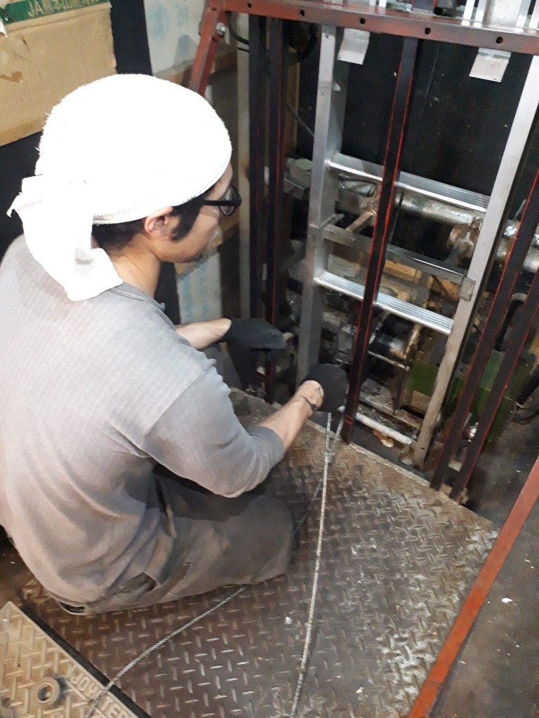 昇降ワイヤー交換工事