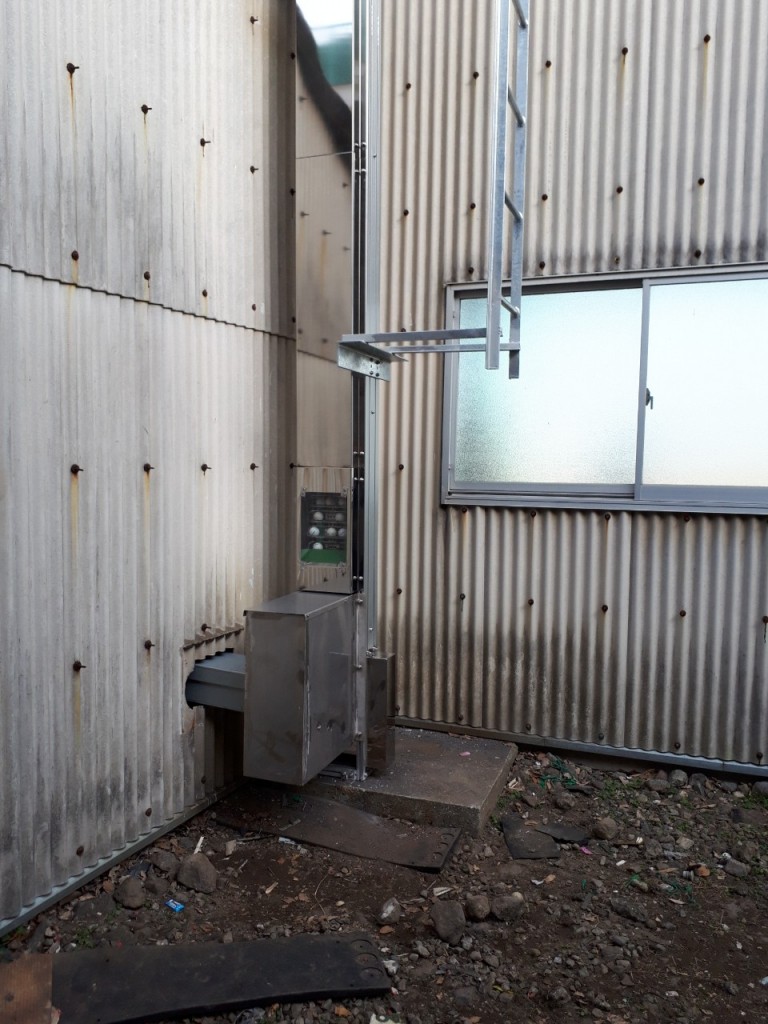 縦コンベア入替工事