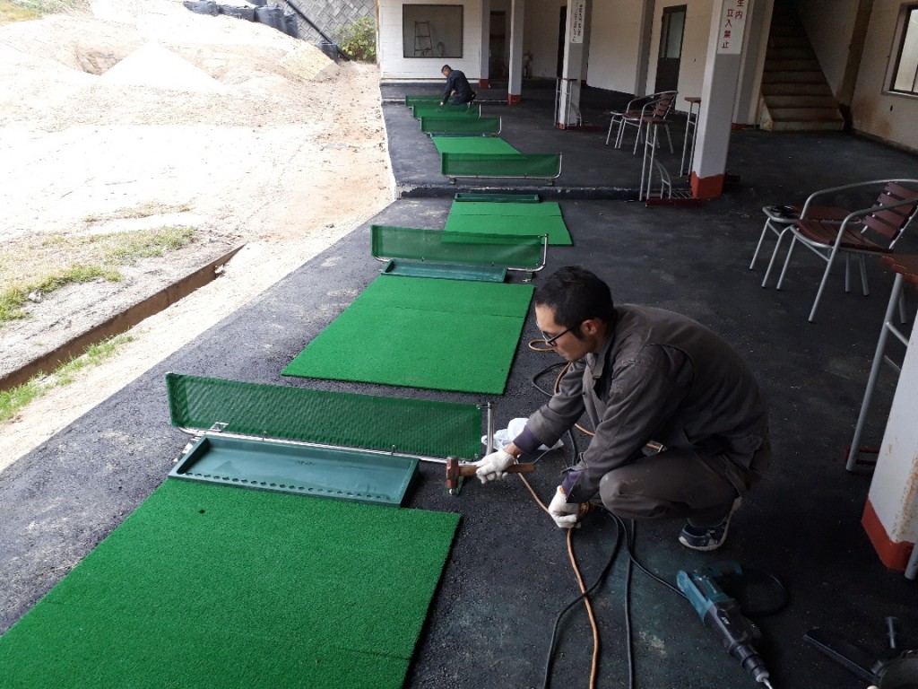 ボール販売機及び打席備品設置工事