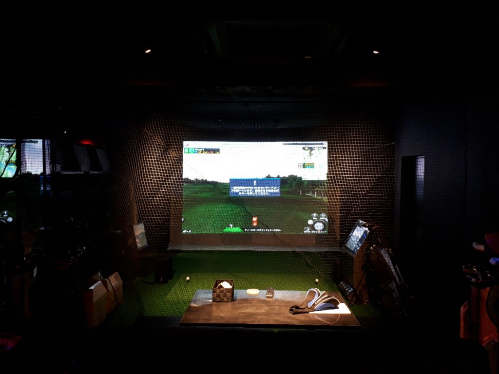 シュミレーションゴルフネット設置工事