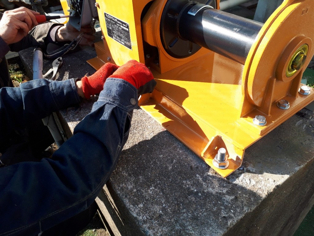 電動ウィンチ交換工事