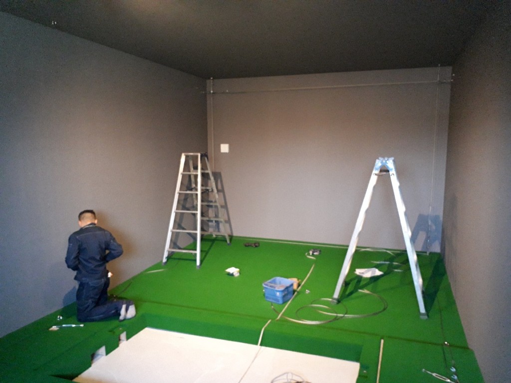 個人宅シュミレーションゴルフネット設置工事