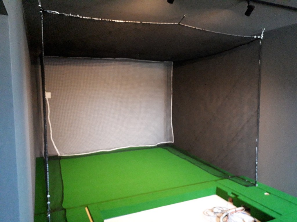 個人宅シュミレーションゴルフネット設置工事