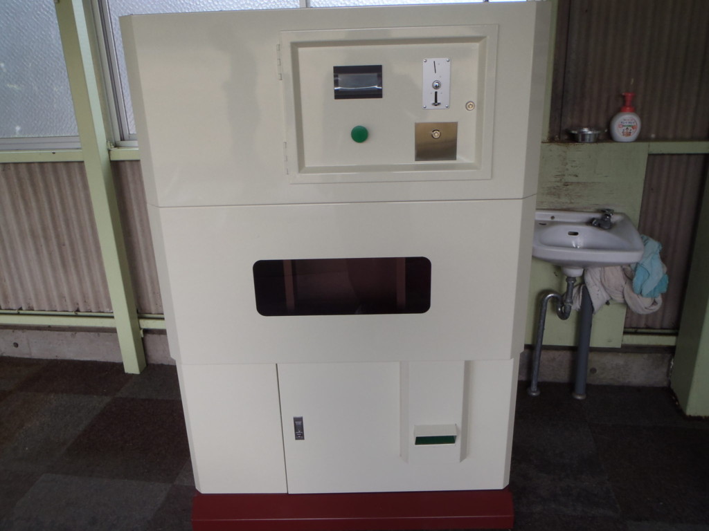 ボール販売機入替工事