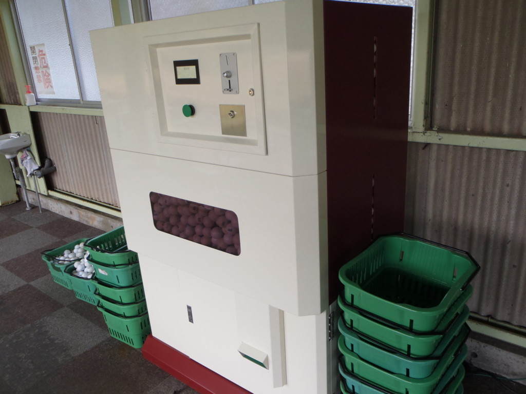 ボール販売機入替工事