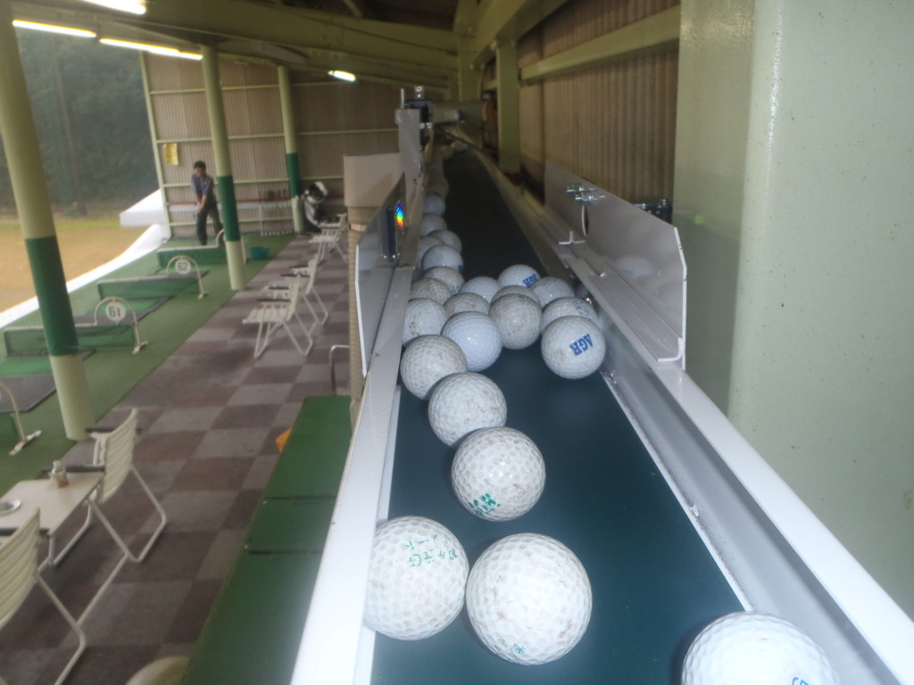 送球装置（横コンベア）新設工事