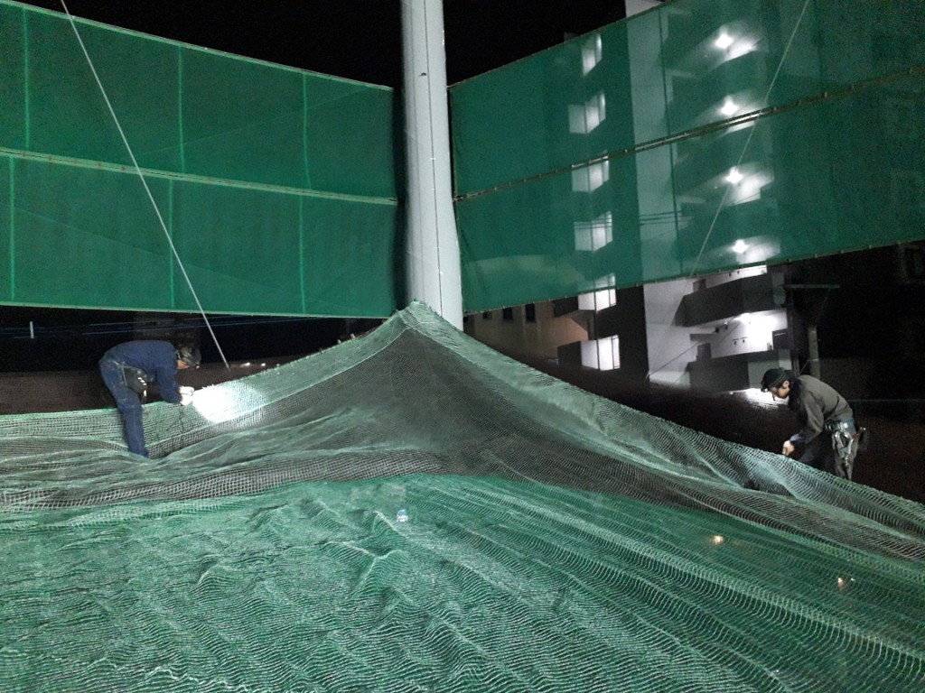 天井ネット張替工事