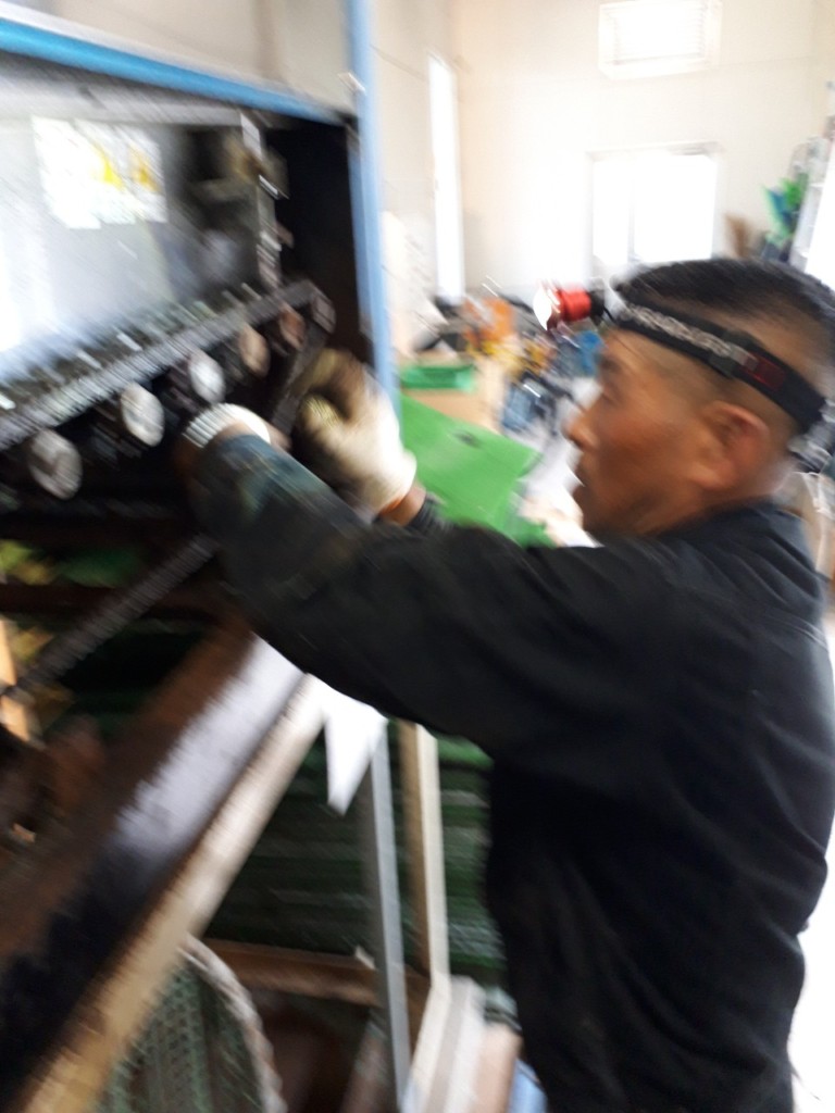 ボール洗浄機ブラシ交換工事