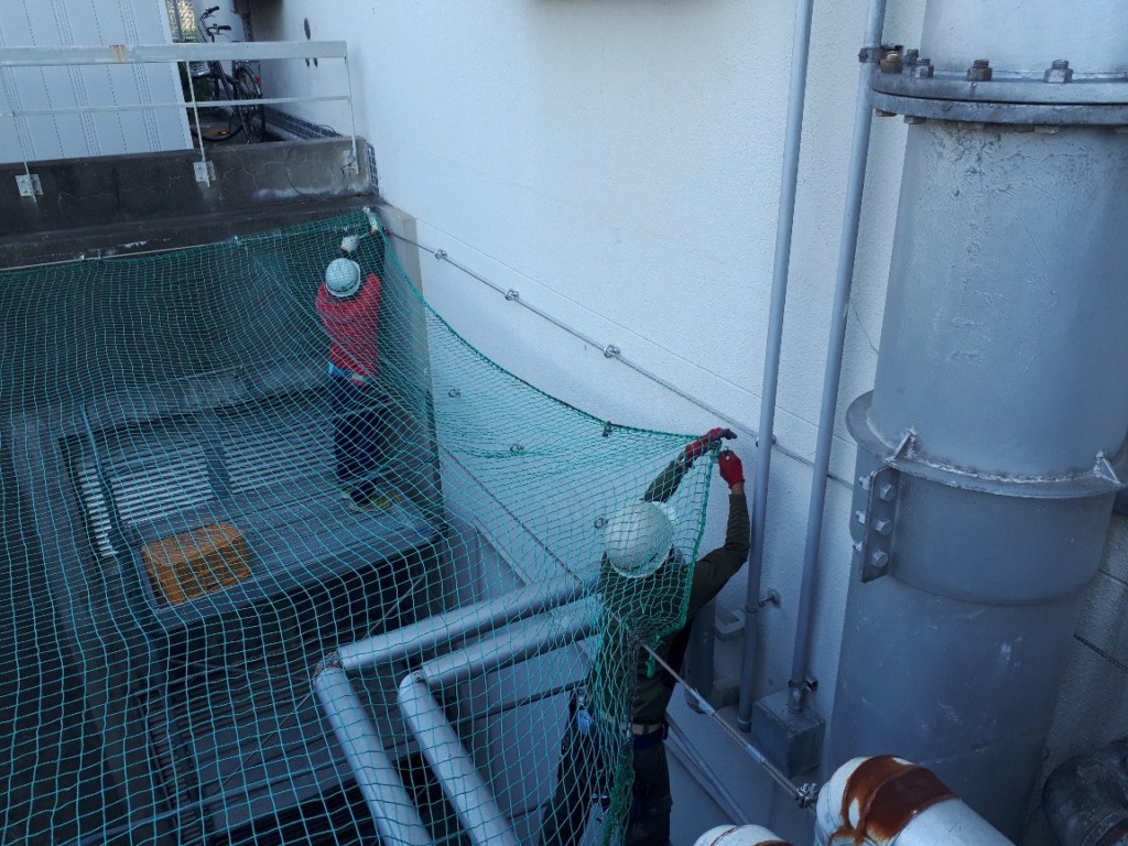 落下防止ネット設置工事