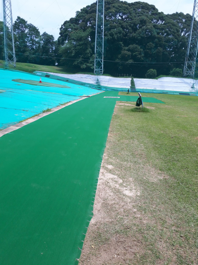 人工芝貼り工事