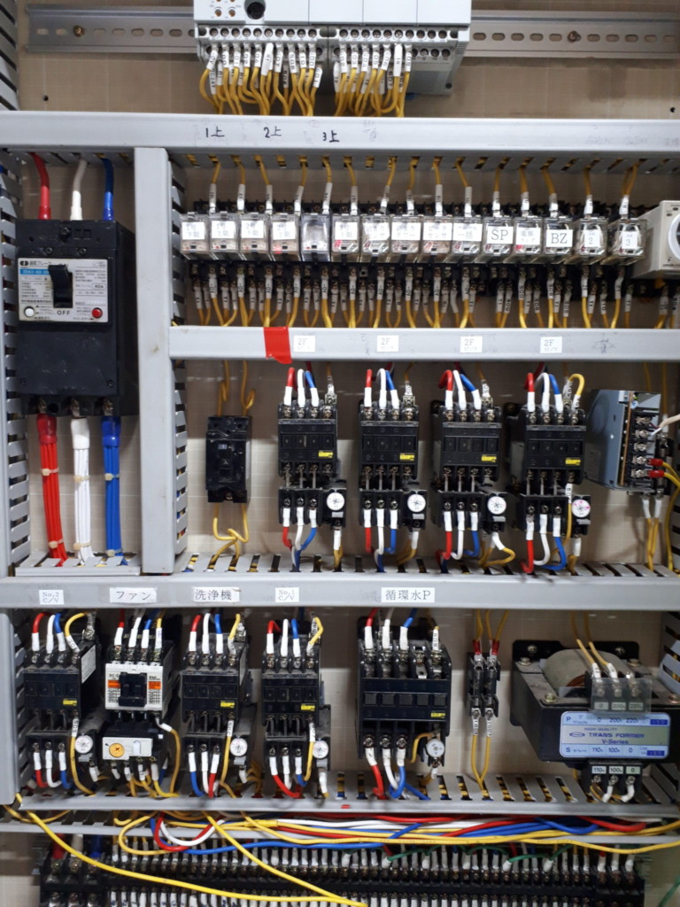 送球制御盤電子部品交換