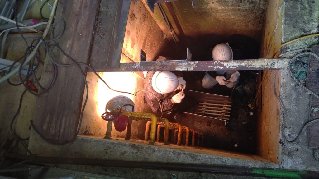 縦コンベア交換工事