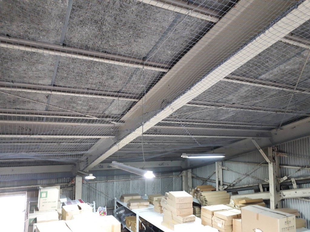 落下防止ネット設置工事