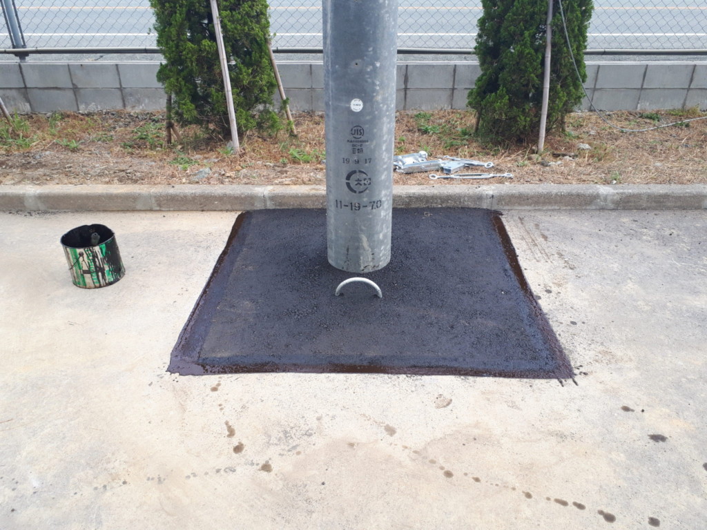 コンクリートポール設置工事