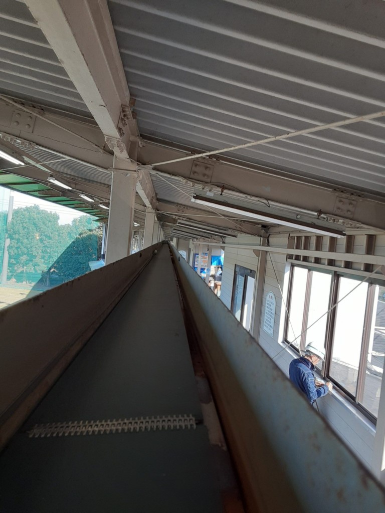 水平コンベアベルト交換工事