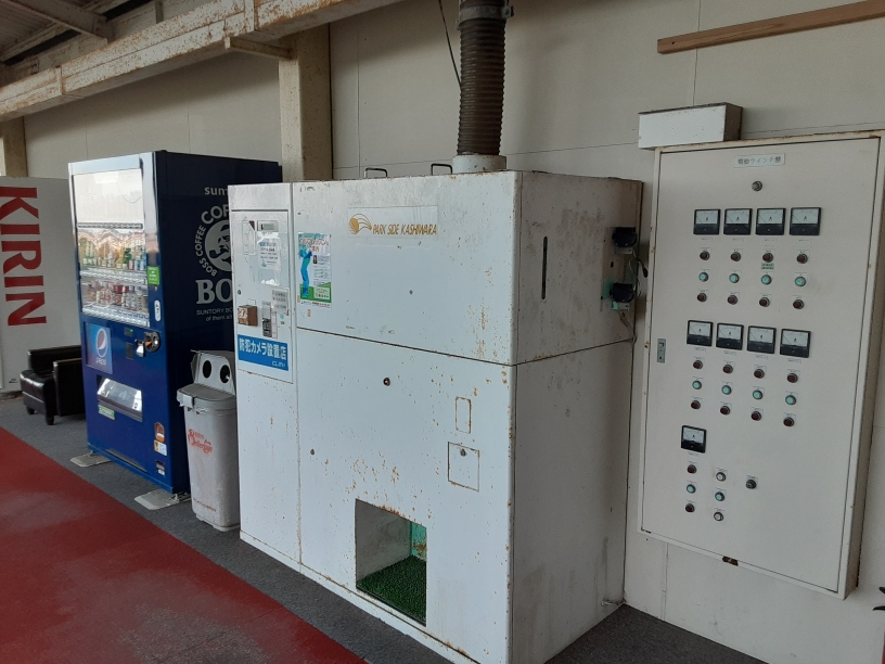 ゴルフボール販売機入替工事