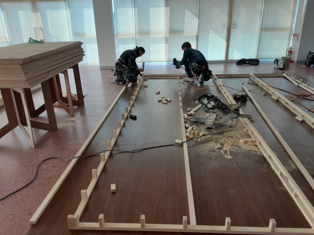 温泉施設内パター場設置工事