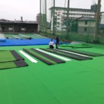 ゴルフ練習場人工芝貼り工事