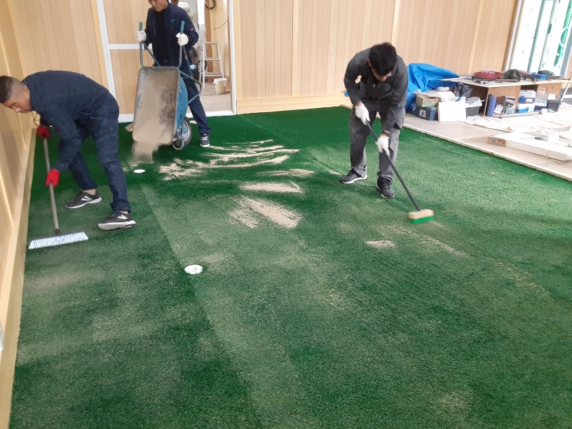 パター用人工芝貼り工事
