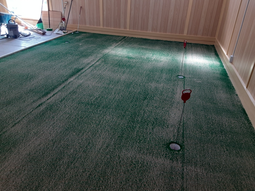 パター用人工芝貼り工事