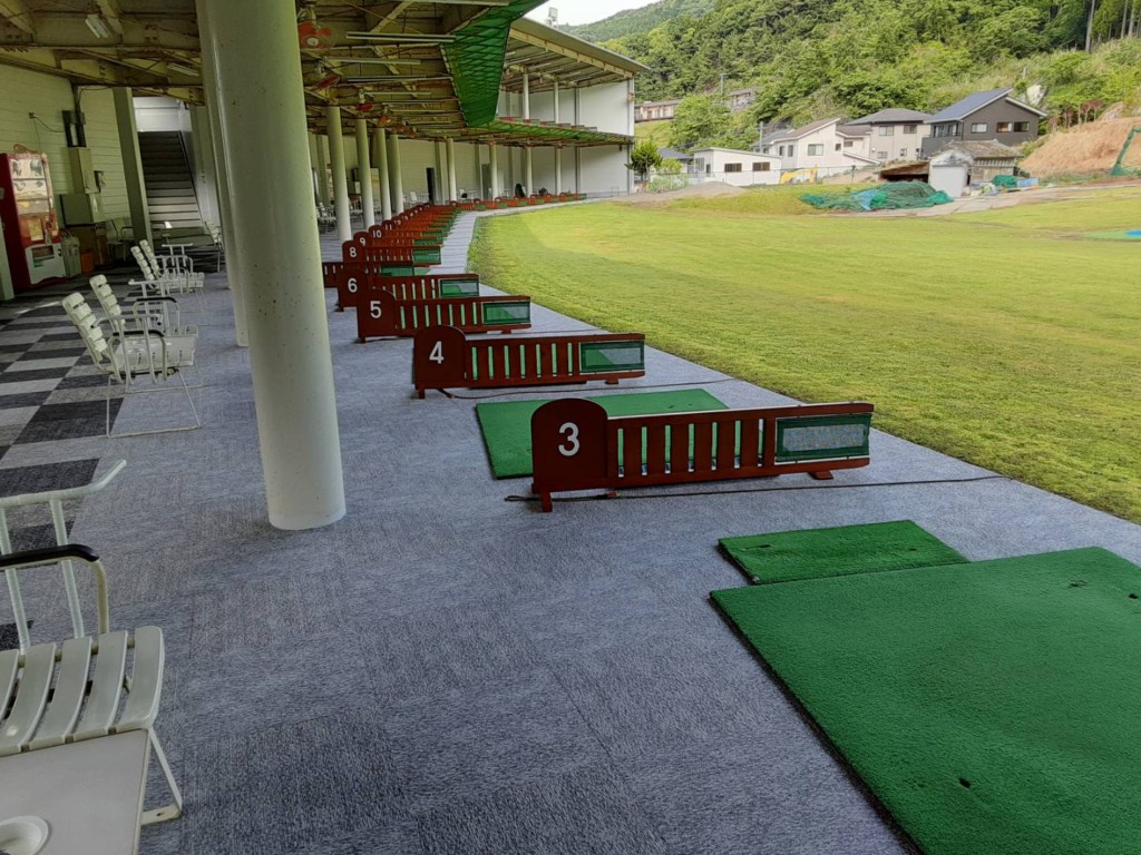 打席タイルカーペット貼替工事