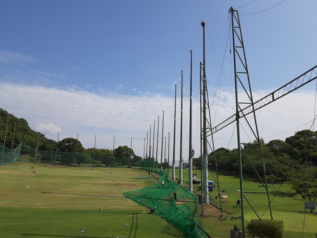 右サイド手前ネット張替工事