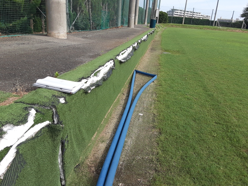 人工芝貼替工事