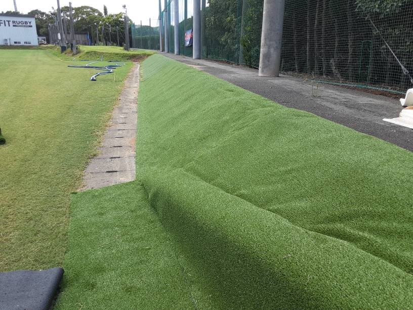 人工芝貼替工事