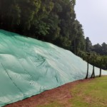 コース内法面UVシート貼り工事