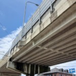 コンクリート剥落防止ネット設置工事