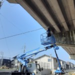 コンクリート剥落防止ネット設置工事