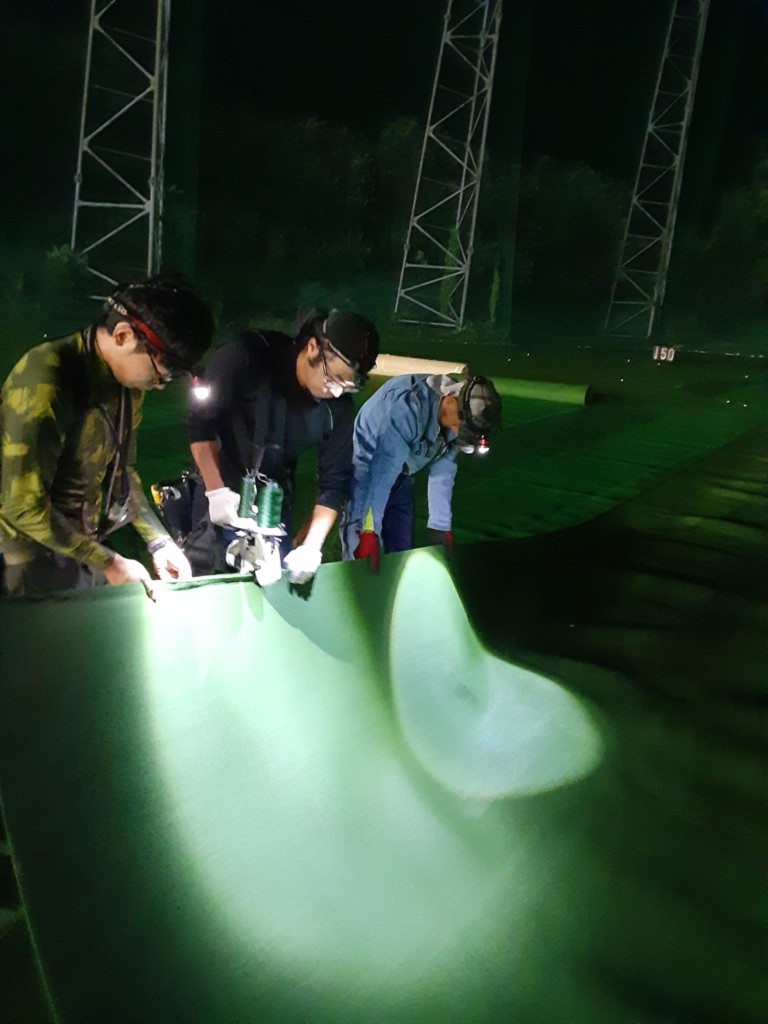 人工芝貼り工事