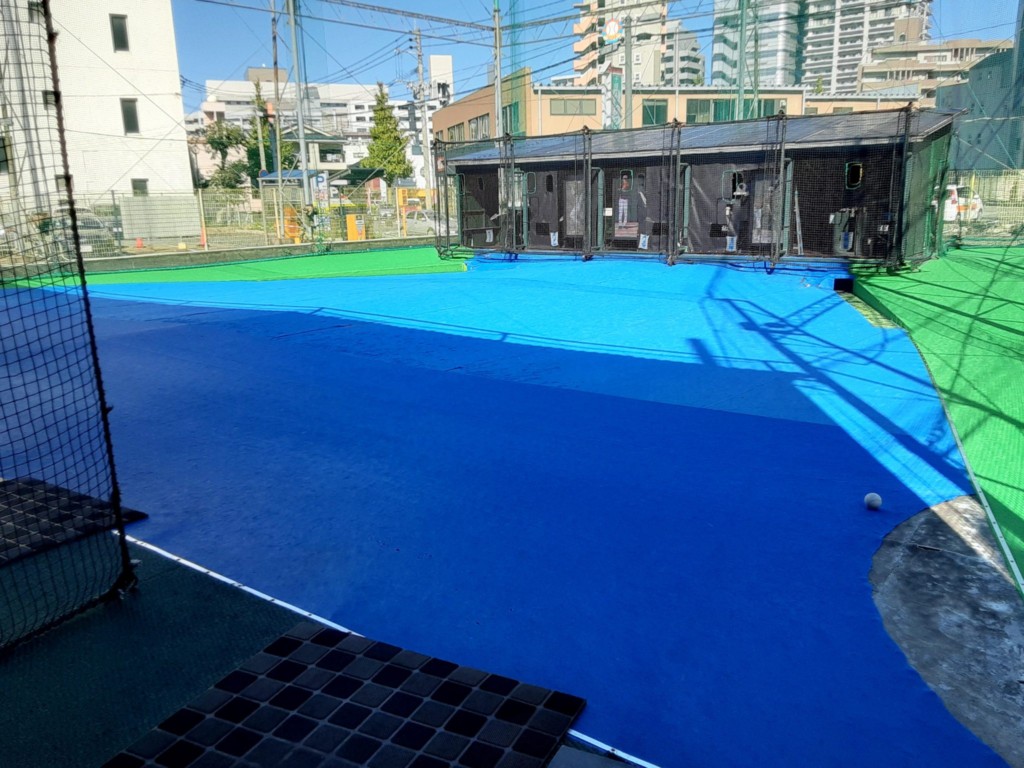 人工芝一部貼替および防球ネット補修工事