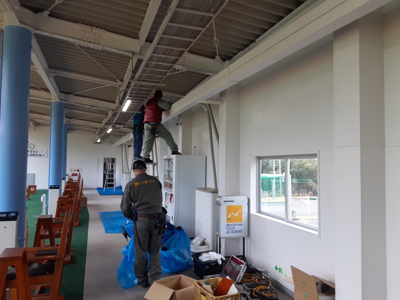 水平コンベアベルト交換工事