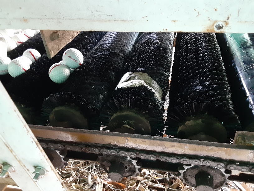 ボール洗浄機ブラシ交換工事