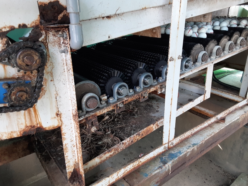 ボール洗浄機ブラシ交換工事