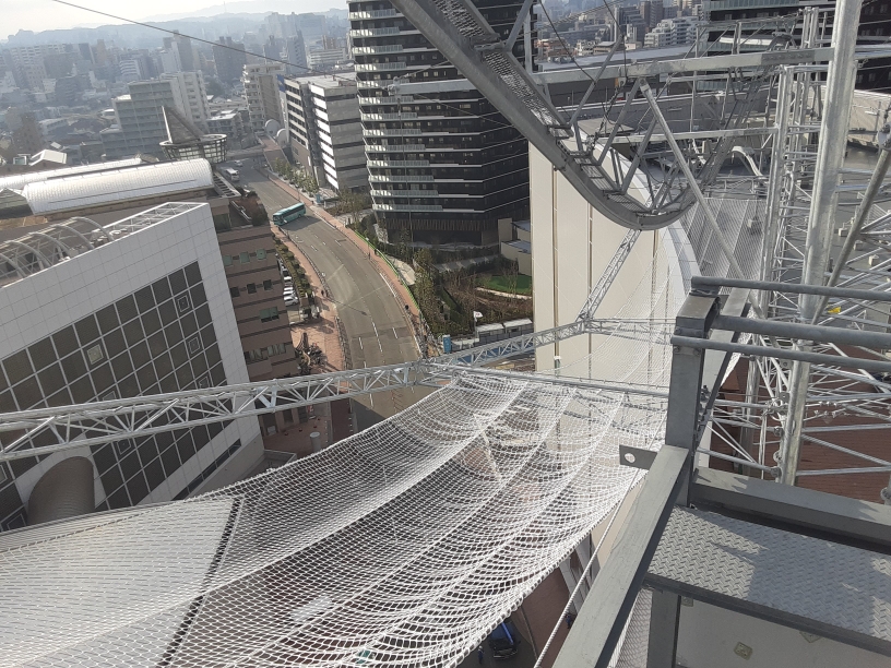 落下防止ネット設置工事